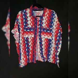 LuLaRoe Red and Blue Star Pattern Shirt Amy Large